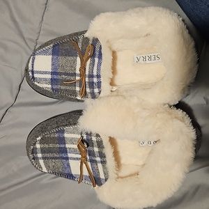 Serra slippers 9/10